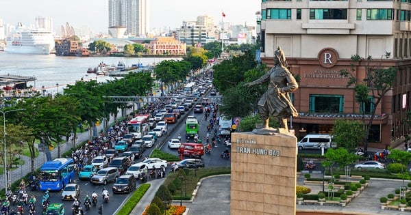 Gros plan sur des monuments d'un demi-siècle à Ho Chi Minh-Ville après restauration