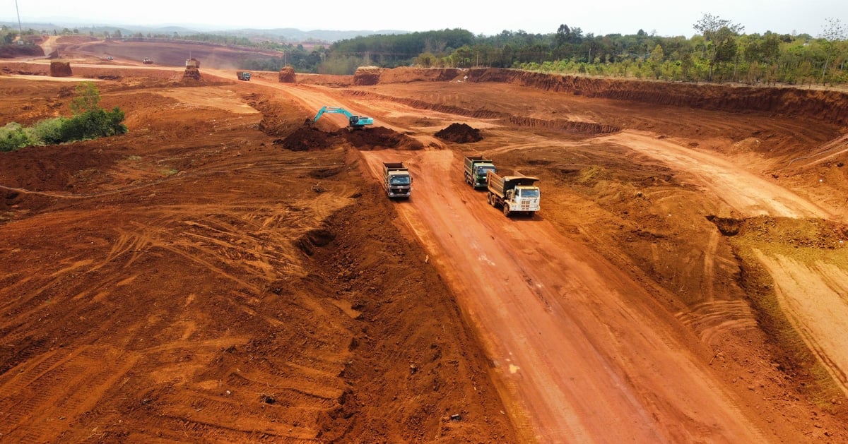 Dak Nong strives to remove obstacles in bauxite planning for development