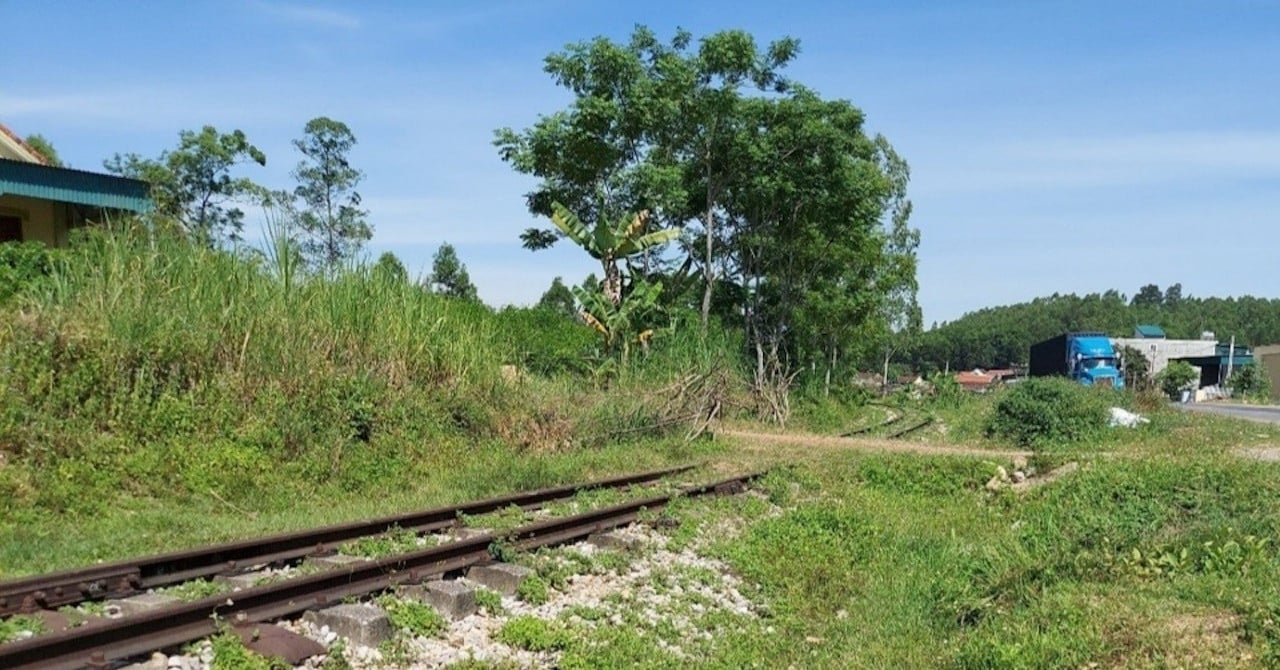 Lý do không di dời tuyến đường sắt hơn 15 năm dừng hoạt động