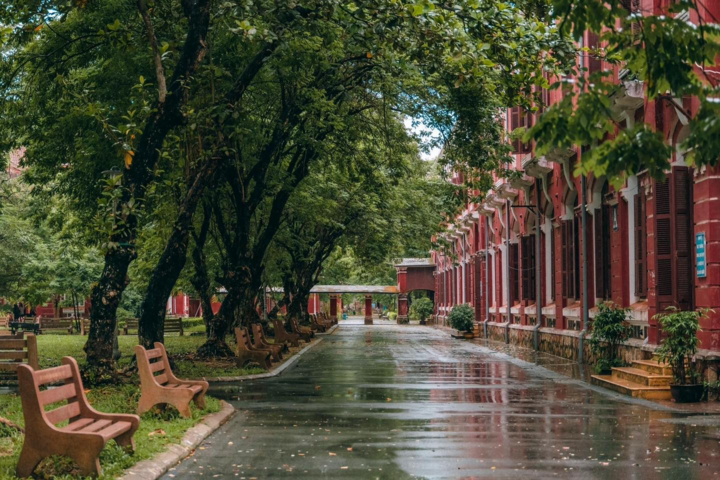 Le lycée pour surdoués Quoc Hoc Hue est l'une des plus anciennes écoles du Vietnam. (Photo : École)