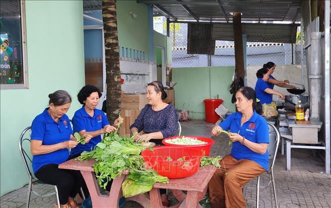 Sống 'tốt đời đẹp đạo', lan tỏa những giá trị tốt đẹp