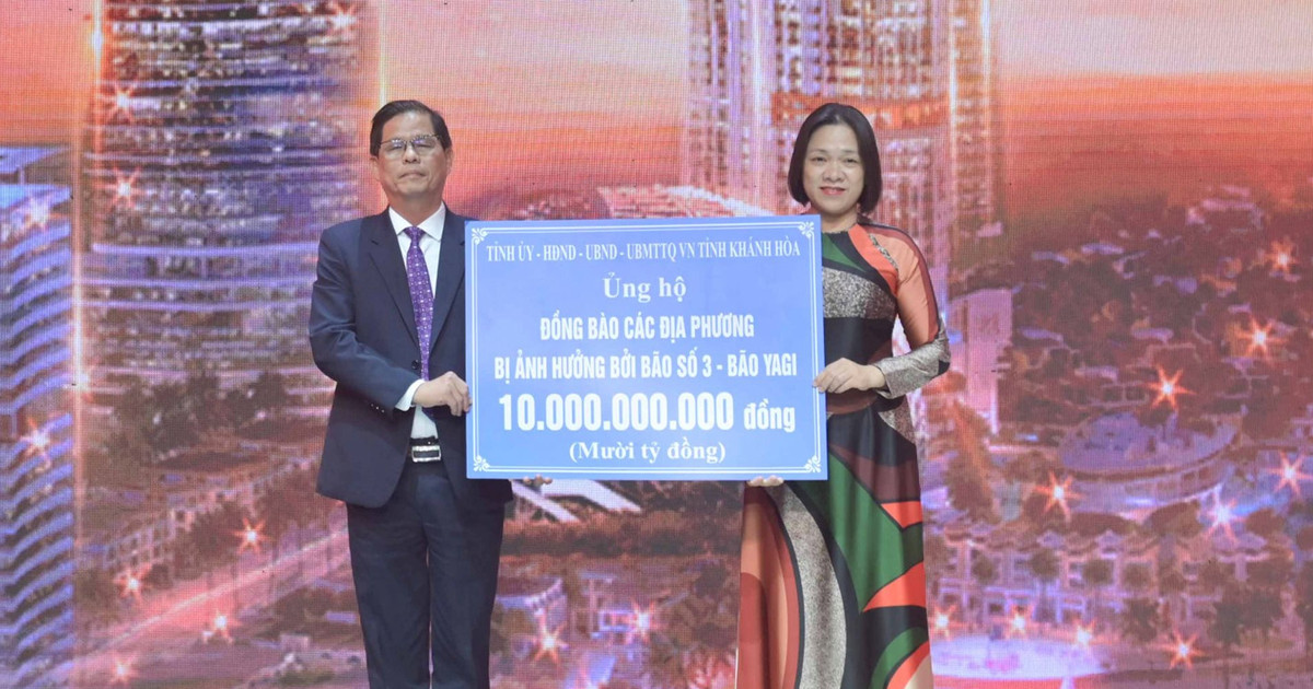 Donate 10 billion VND to support people affected by storm No. 3