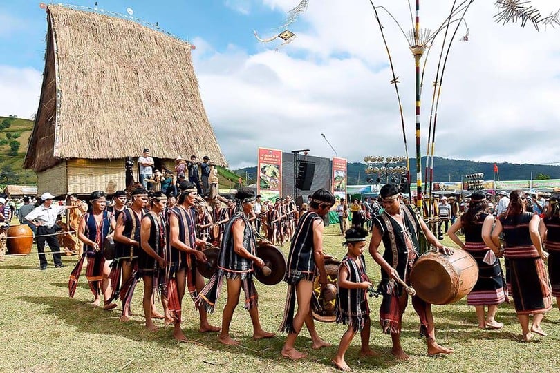 Gongs des hauts plateaux centraux : mélodies sacrées entre ciel et terre