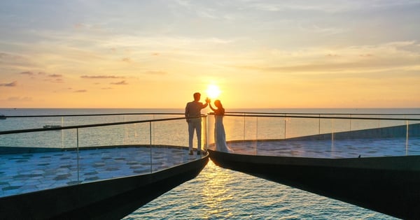 Opening of the world's most beautiful sunset bridge in Vietnam