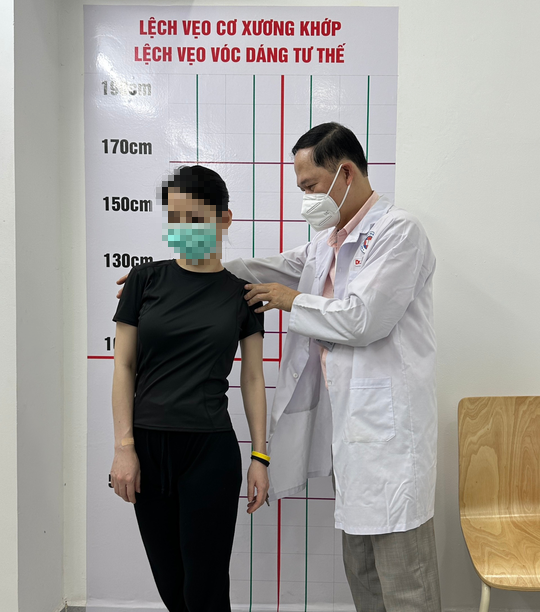 Sau 2 lần mang thai, sản phụ gù lưng, thoát vị đĩa đệm - Ảnh 1.