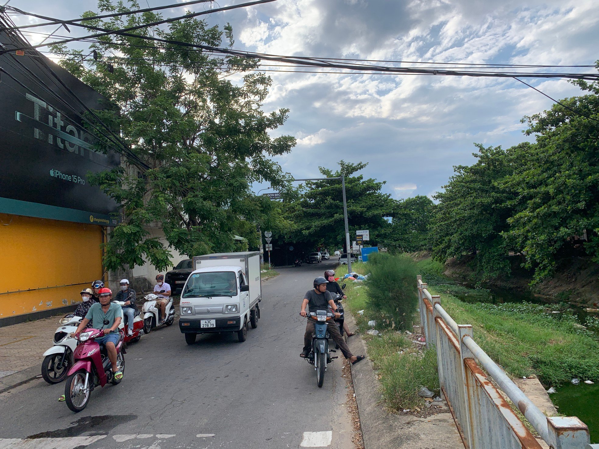 Polluting open canal in Da Nang invested more than 105 billion VND to build park photo 9