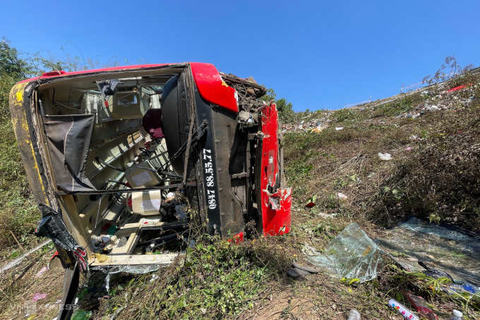Victim recounts the moment the car carrying nearly 40 people rolled like a log down the cliff