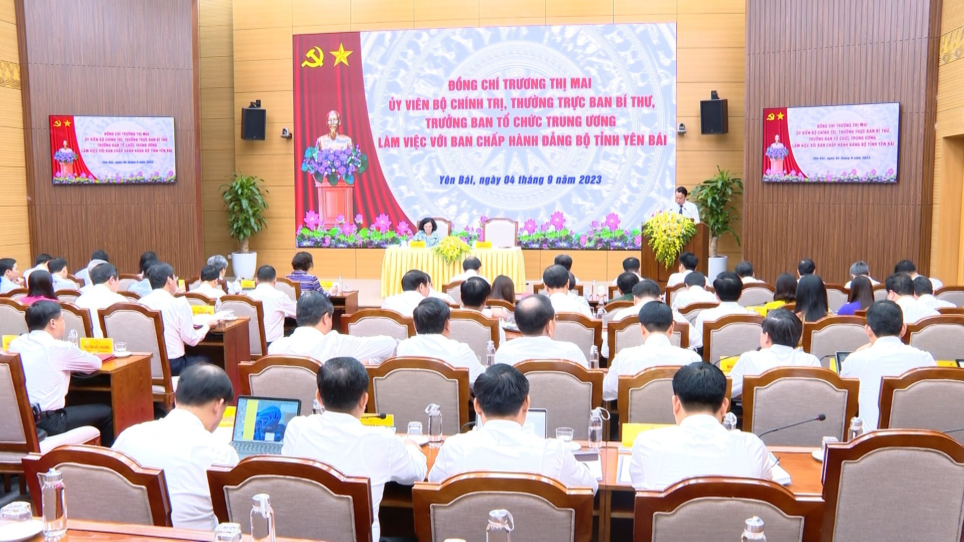 tin-dc-truong-thi-mai-lam-viec-tinh-yen-bai-gui-vtv.mp4.00_00_13_09.still001.jpg