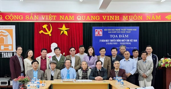 สมาคมศิลปินถ่ายภาพเวียดนามในThanh Hoa ได้จัดงานครบรอบ 71 ปีวันประเพณีการถ่ายภาพเวียดนาม (15 มีนาคม พ.ศ. 2496)