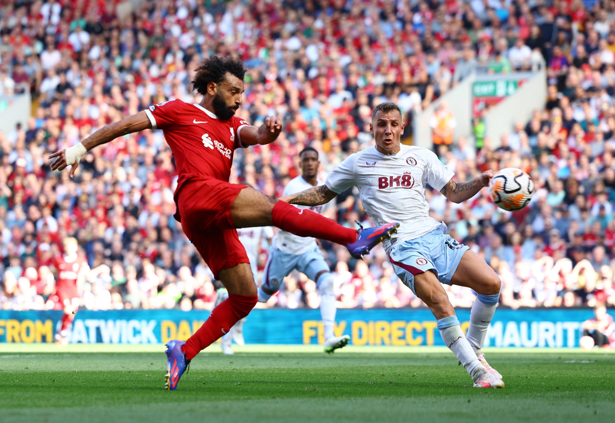  Tân binh Dominik Szoboszlai lập siêu phẩm, Liverpool vào Top 3 Ngoại hạng - Ảnh 6.