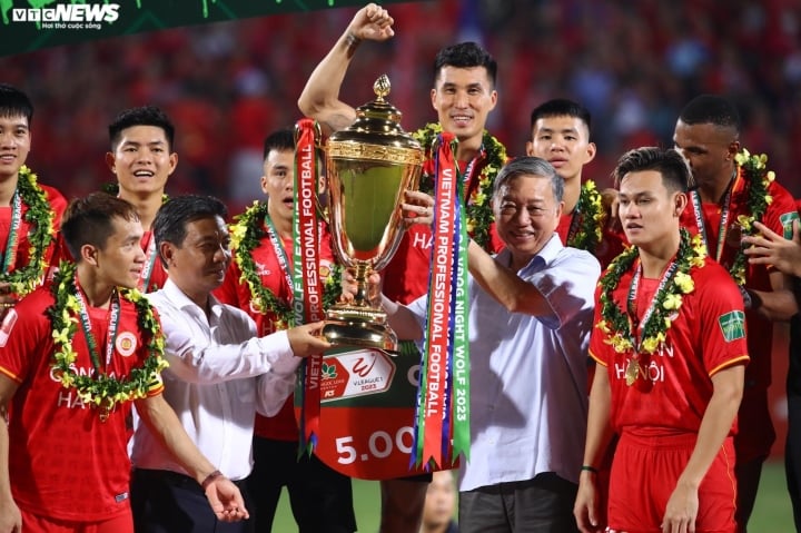 CLB Công an Hà Nội là đương kim vô địch V-League.