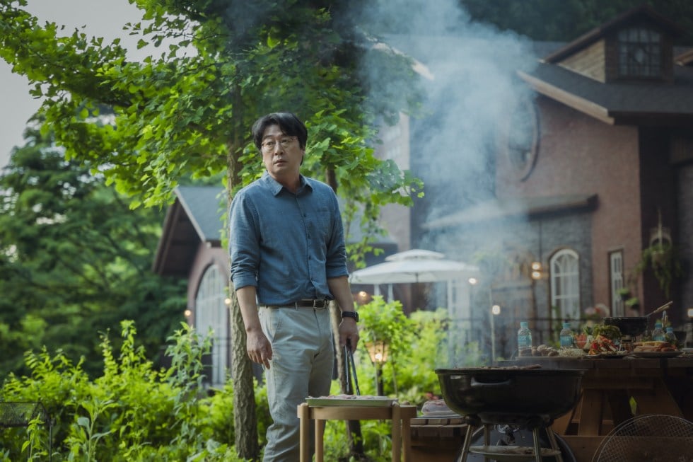 The movie “Silent Forest” marks Kim Yun Seok’s return after 17 years. Photo: Producer