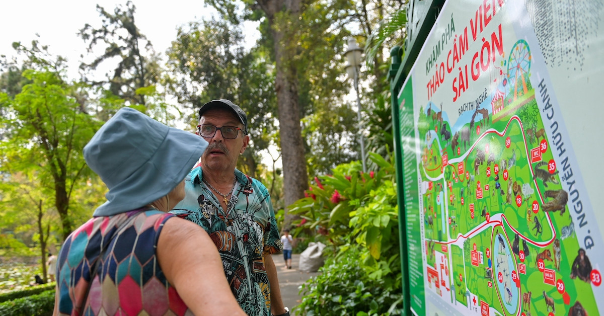 With over 800 billion VND in tax debt, Saigon Zoo and Botanical Garden is at risk of ceasing operations.