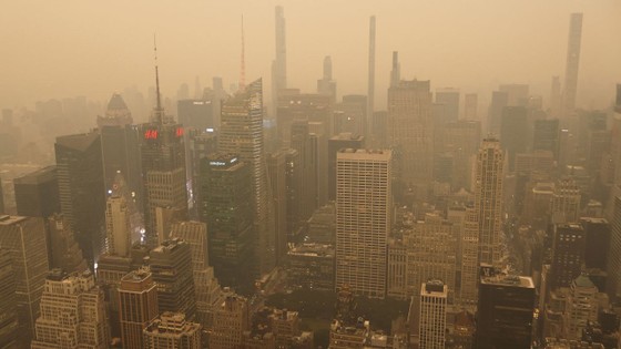 La ville de New York engloutie dans le smog