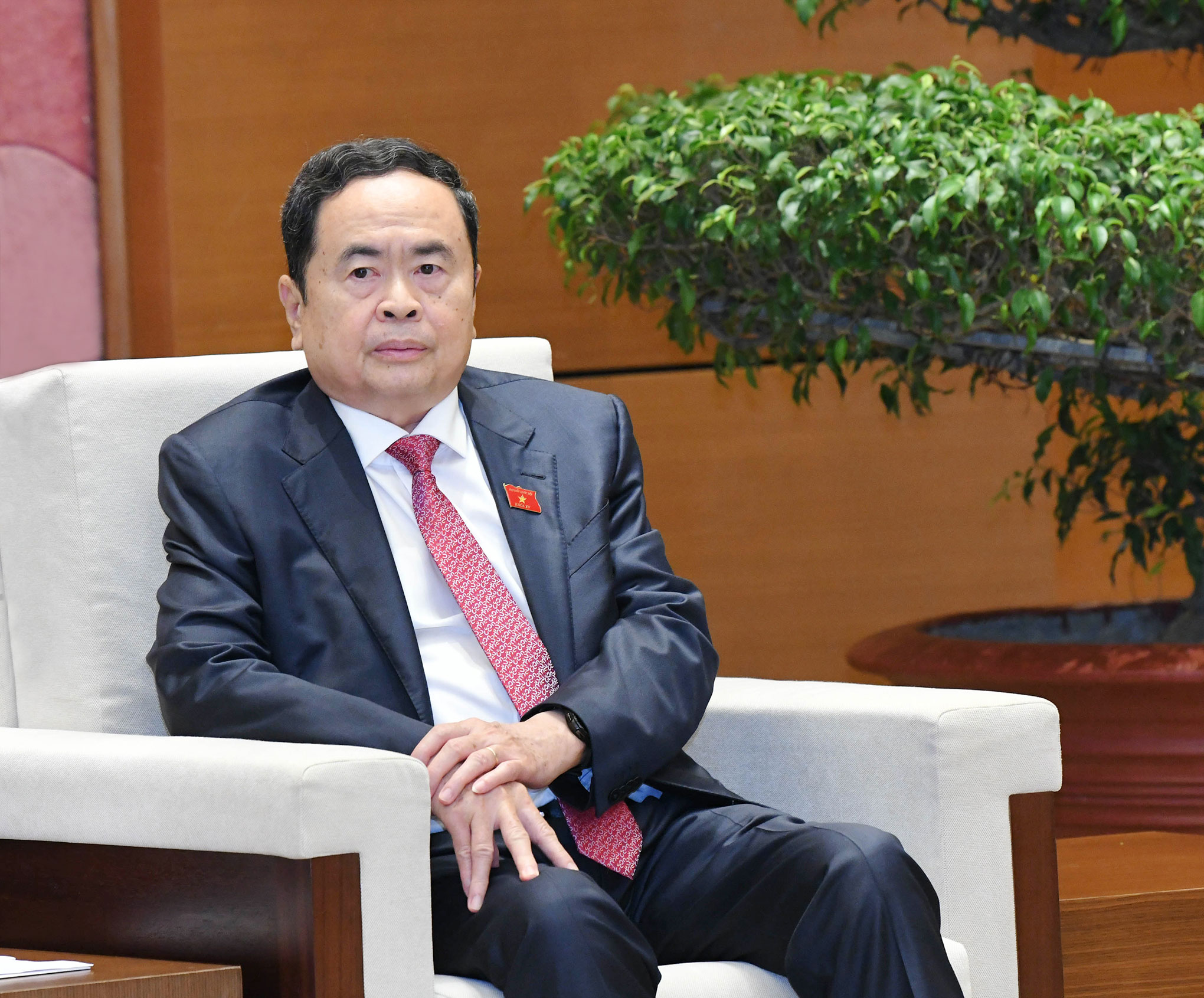 El presidente de la Asamblea Nacional, Tran Thanh Man, recibe al vicepresidente de la Asamblea Nacional y presidente del Comité de Paz y Solidaridad de Laos -0