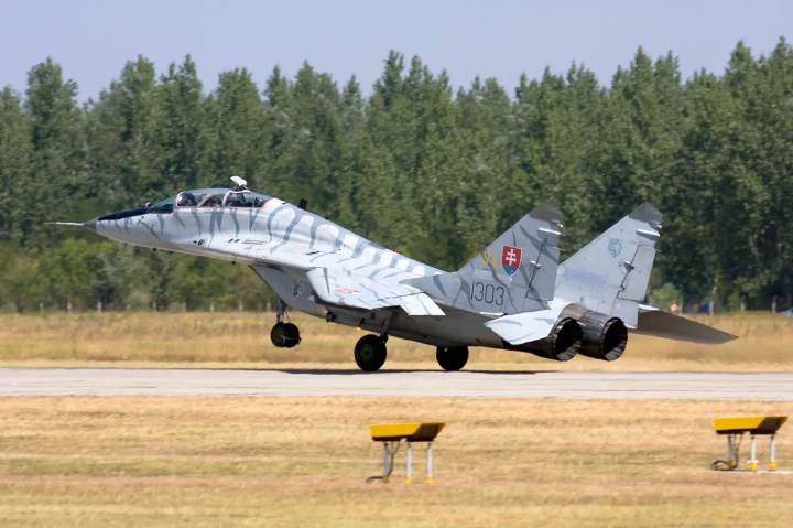Russia accuses Slovakia of not returning equipment and maintenance money for MiG-29 - 1