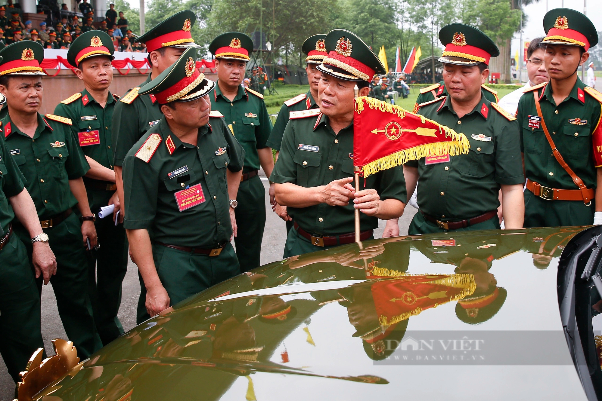 Chiêm ngưỡng hai chiếc xe điện 
