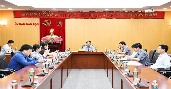 Minister and Chairman Hau A Lenh chaired the Committee's Leadership meeting, week 16, 2024