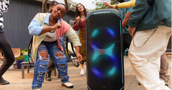 JBL presenta el altavoz de entretenimiento PartyBox Ultimate