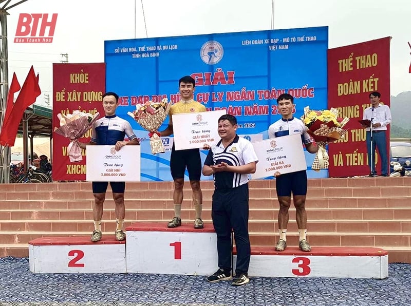 Athlete Nguyen Van Lam of Thanh Hoa won the Short Distance Mountain Bike Race - Federation Cup 2023