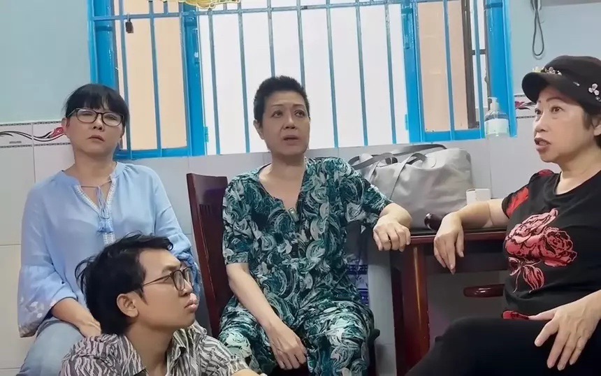 Đàn em ca sĩ Thái Châu, ca sĩ Yến Thu mắc đến 2 bệnh ung thư - Ảnh 1.
