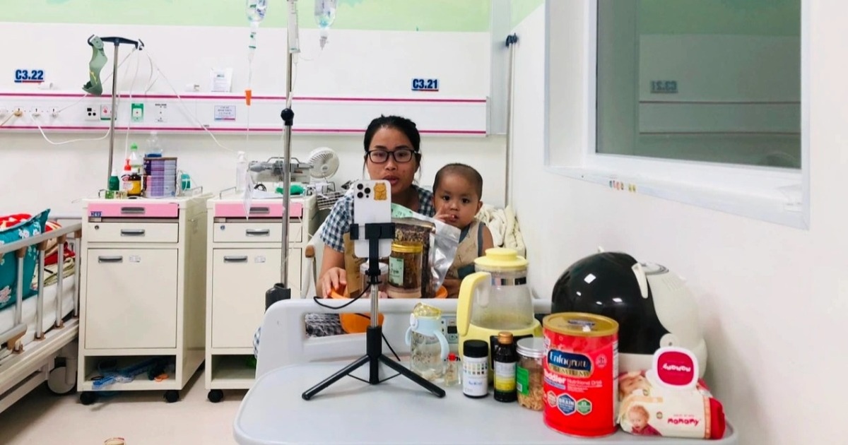 ម្ដាយ​នៅ​លីវ ផ្សាយផ្ទាល់​នៅ​មន្ទីរពេទ្យ​ពេល​យប់ ប្រឆាំង​ជំងឺ​មហារីក​ជាមួយ​កូន​ពេល​ព្រឹក