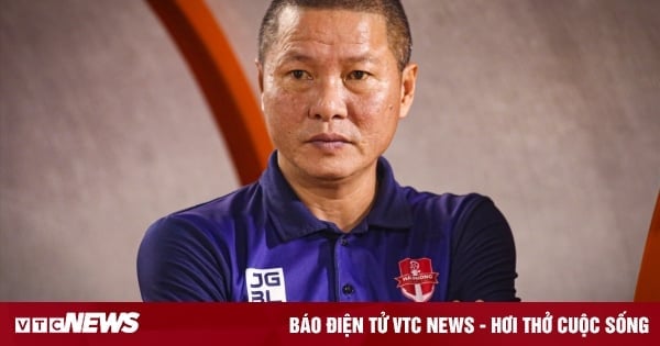 Choosing the head coach for the Vietnam national team: Is the coach worthy?