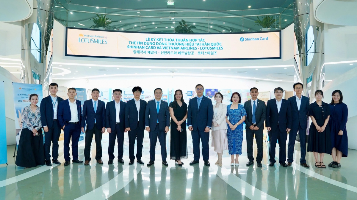 ベトナム航空、新韓カードと提携し共同ブランドカードを発行 画像3 vietnam airlines bat tay shinhan card phat hanh the dong thuong hieu hinh anh 3