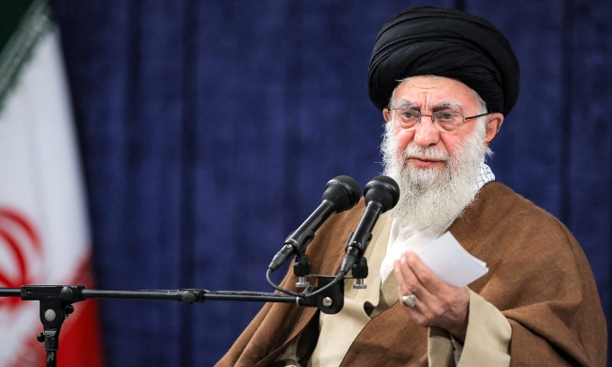 イランの最高指導者アリー・ハメネイ師、10月25日、テヘランにて。写真：AFP