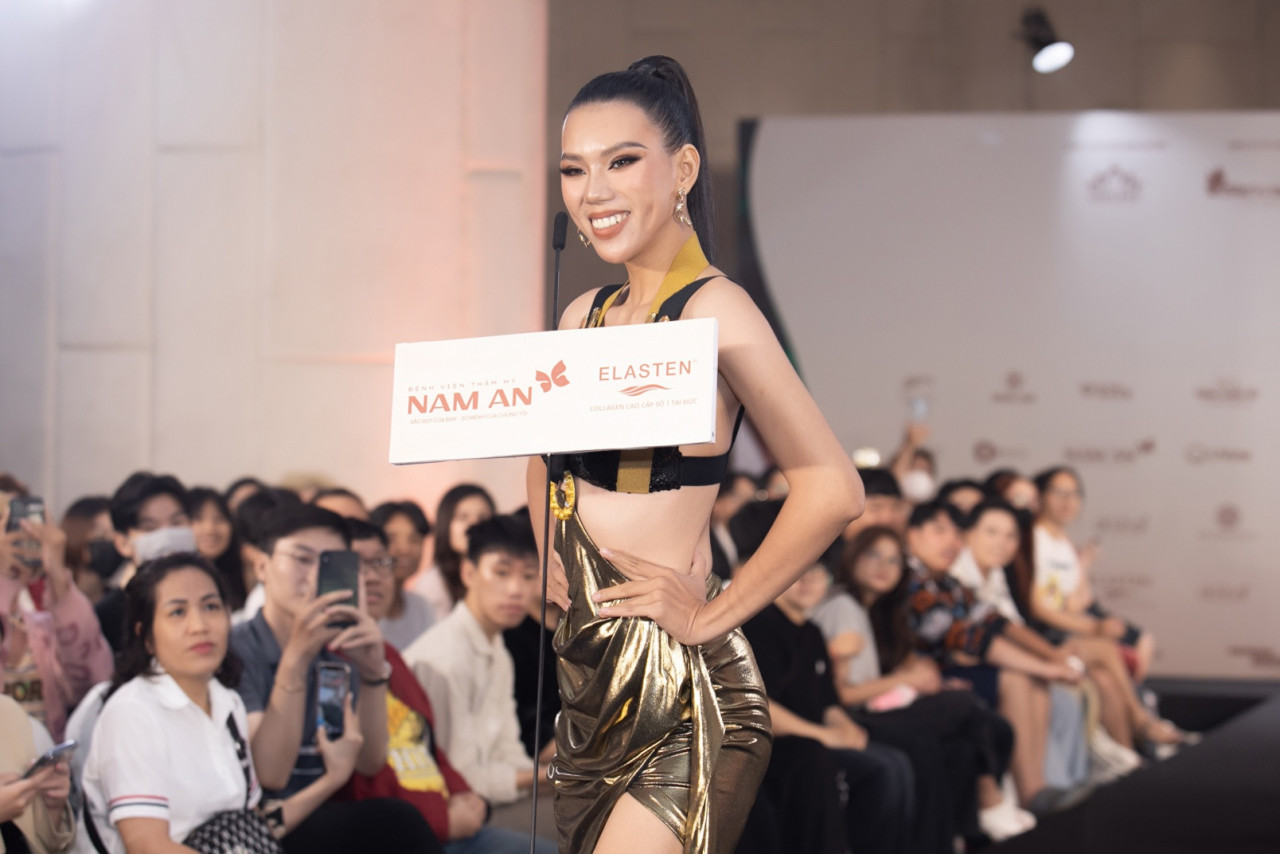 Miss Grand Vietnam 2023៖ បេក្ខនារី​ជាច្រើន​បាន​ស្រែក​ដាក់​ឈ្មោះ និង​សូត្រ​កំណាព្យ លើក​ឡើង​សំឡេង ៣