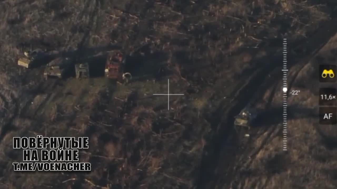 Monde - La Russie frappe l'aéroport militaire ukrainien, grosse explosion et ciel lumineux (Photo 2).