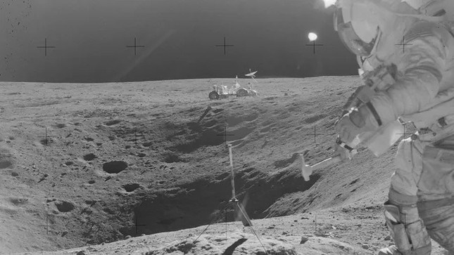 La evidencia más antigua de la atmósfera de la Tierra podría estar oculta en rocas de la Luna foto 1