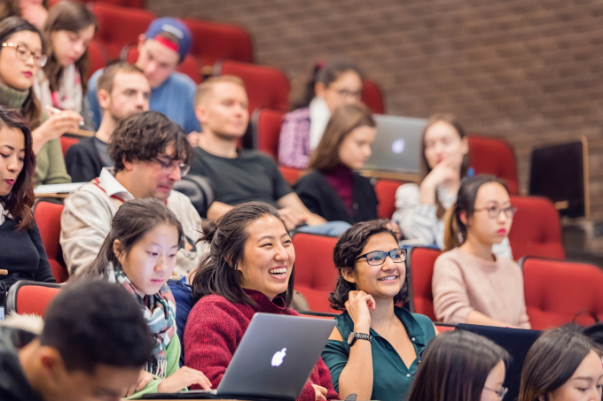 Sinh viên đại học McGill trong ngày đầu tiên của kỳ mùa đông, tháng 1/2023. Ảnh: McGill University Fanpage