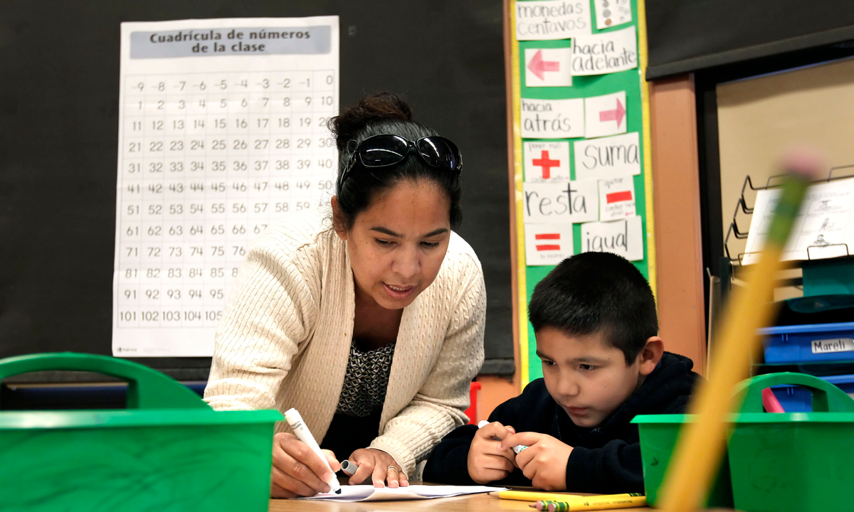 American teachers 'race' to quit their jobs