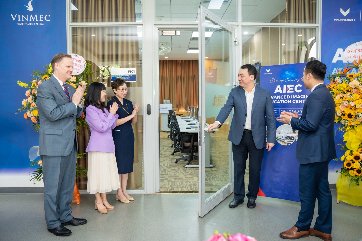 Vinuni abre el primer centro de formación en diagnóstico por imagen de calidad internacional en Vietnam, foto 3