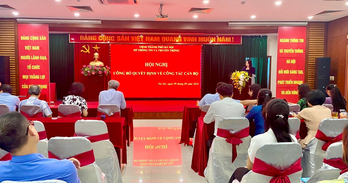 Hanoi Department of Information and Communications appoints a series of officials