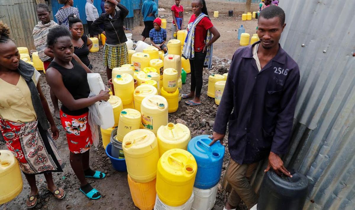 África se está calentando más que cualquier otro lugar, lo que aumenta el riesgo de conflicto. Figura 1