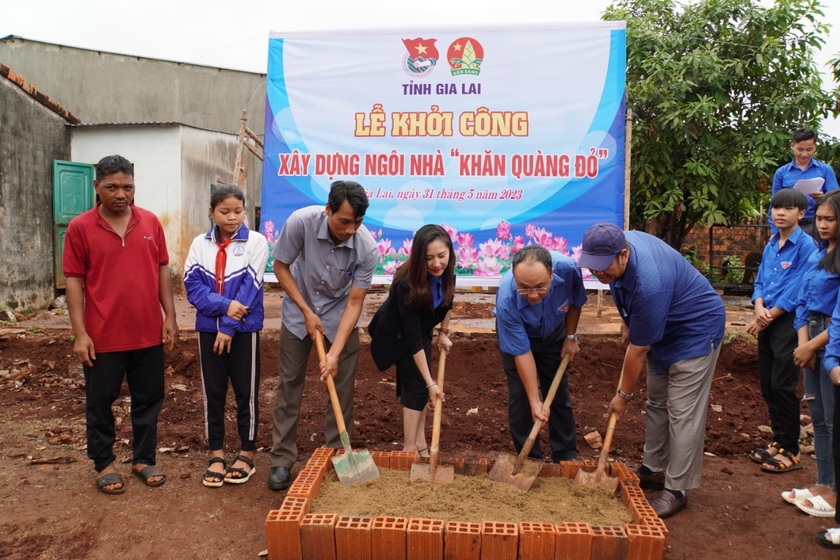 Gia Lai: Lanzamiento de la Campaña de Voluntariado Juvenil de Verano 2023 foto 3