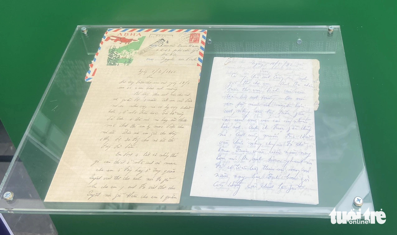 Những lá thư tướng Hoàng Đan gửi cho vợ từ Liên Xô - Ảnh: T.ĐIỂU