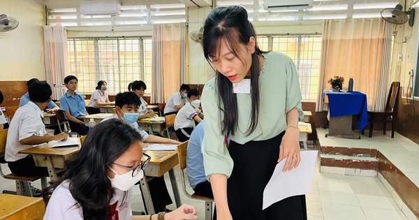 Ho Chi Minh-Ville ne recrute pas directement, donne des points prioritaires aux candidats titulaires d'un certificat IELTS à l'examen de 10e année