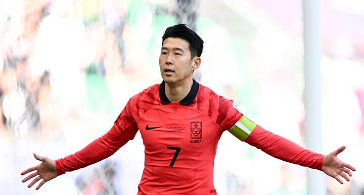Đội tuyển Hàn Quốc kì vọng vào Son Heung-min.