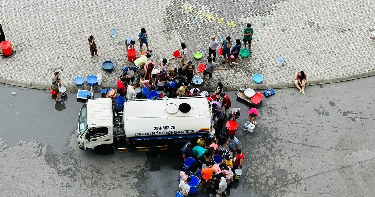 Después del agua sucia, los residentes del área urbana de Thanh Ha continúan luchando contra el corte de agua.