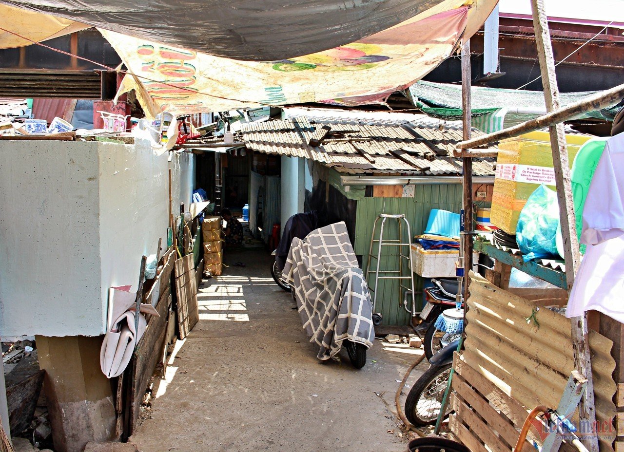 ホーチミン市のボイラーのように暑い下宿屋の真ん中にある「冷房室」写真4
