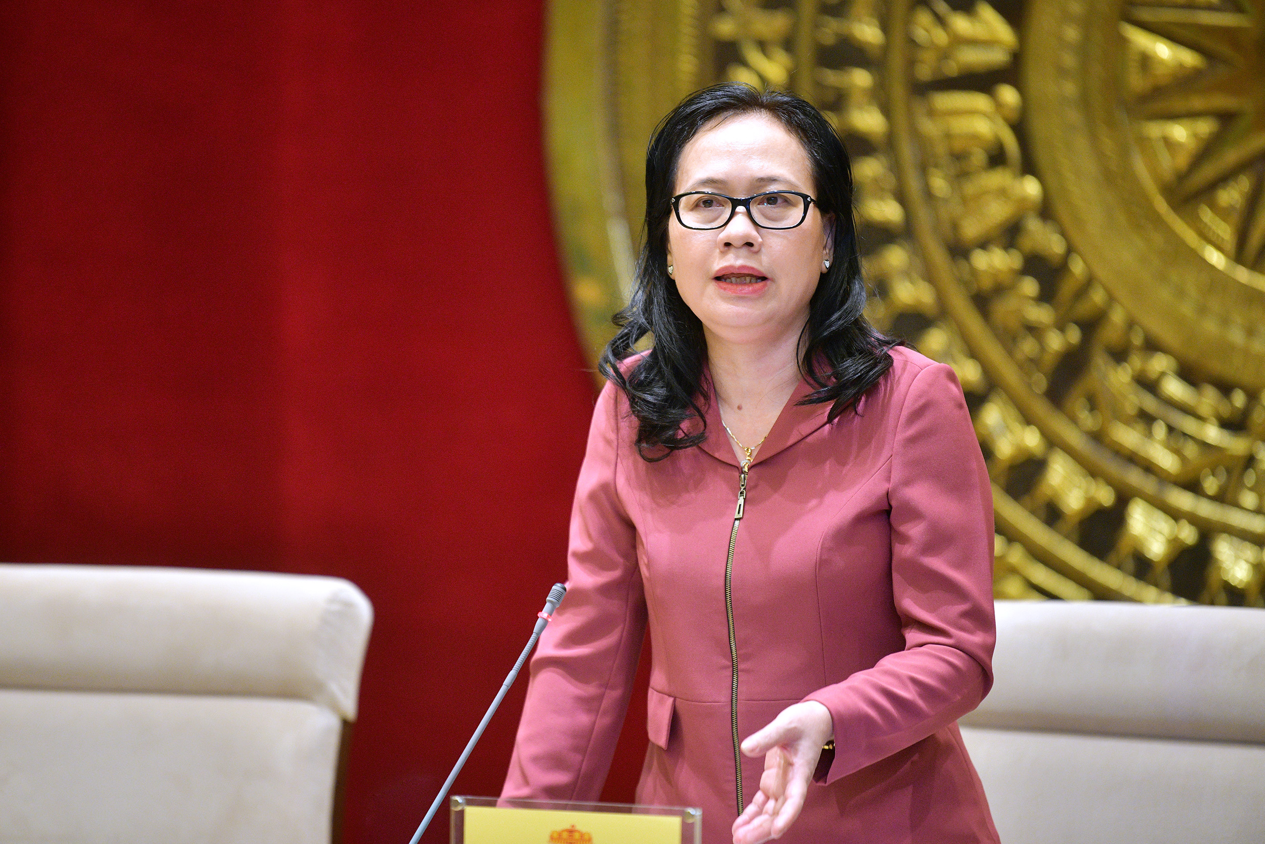 DEPUTY SECRETARY GENERAL OF THE NATIONAL ASSEMBLY NGUYEN THI THUY NGAN CHAIRED THE MEETING OF THE NATIONAL ASSEMBLY SECRETARY BOARD