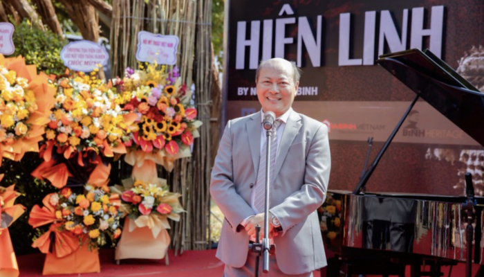 Admira el arte tradicional a través de la exposición de cerámica de Hien Linh