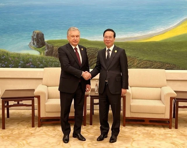 President Vo Van Thuong meets with President of Uzbekistan