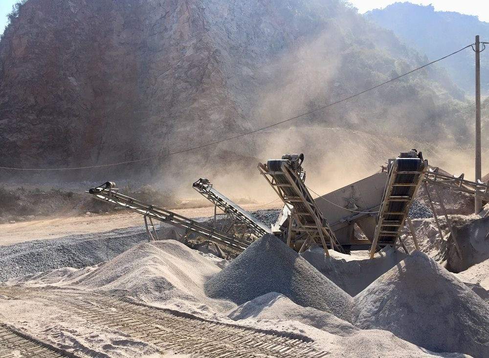 Viele Einheiten sind bereit, Mittel für die Umweltverbesserung und -sanierung im Mineralienabbau bereitzustellen. Foto: Hoang Chau