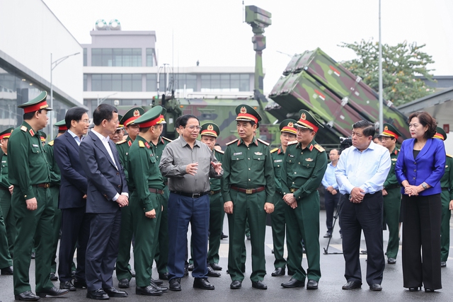 Thủ tướng Phạm Minh Chính làm việc với Viettel về công nghiệp quốc phòng công nghệ cao- Ảnh 6.