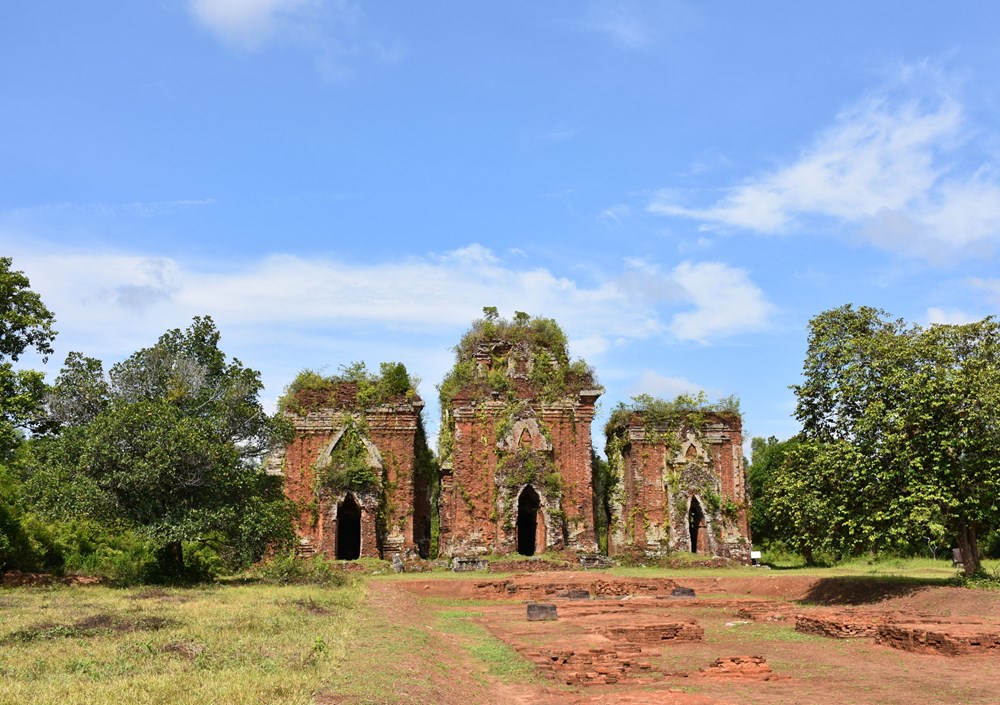 Amending and supplementing some contents of the Regulations on management and protection of relics and scenic spots - photo 2