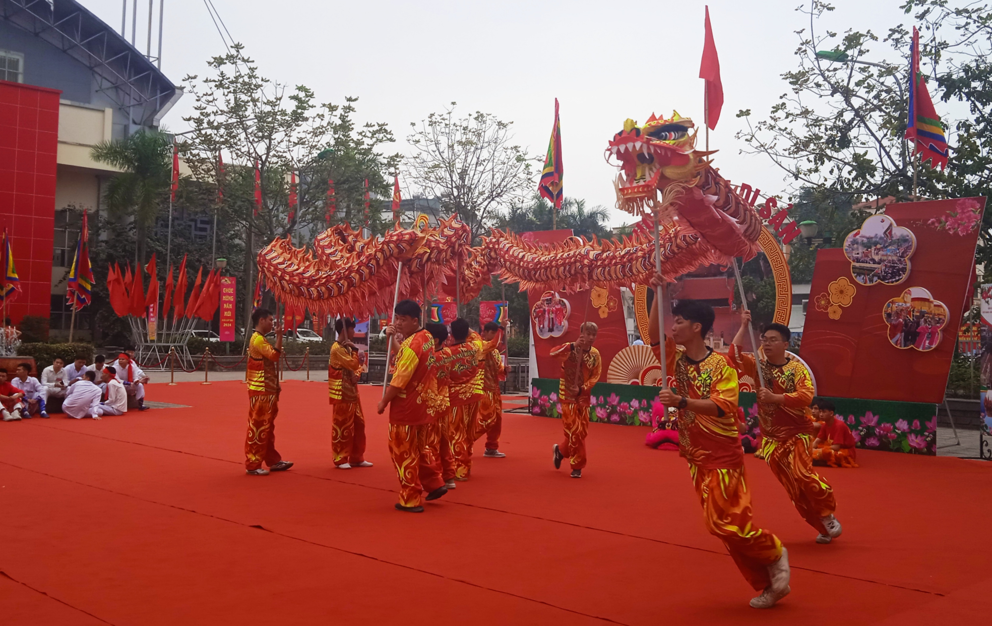 การค้นพบใหม่เกี่ยวกับชีวิตและอาชีพของพระเจ้าลีนามเดฮิงห์ 2